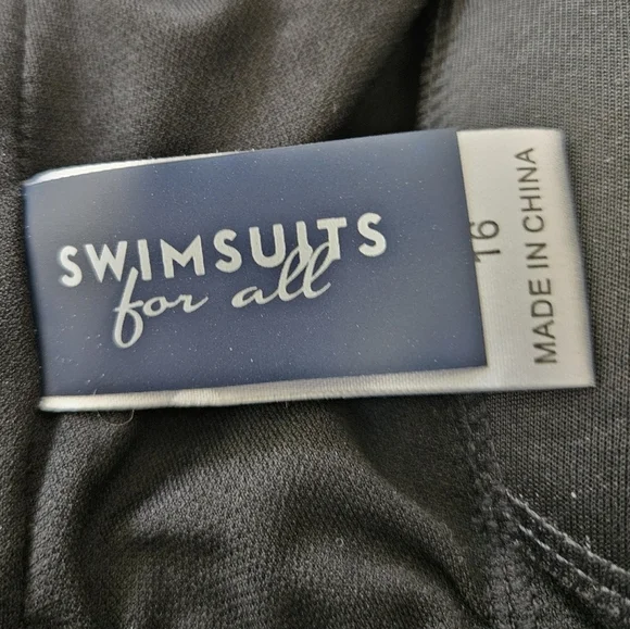 Swimsuits For All Pink Flower Sarong Front One-Piece Suimsuit, Size 16 - Picture 8 of 9